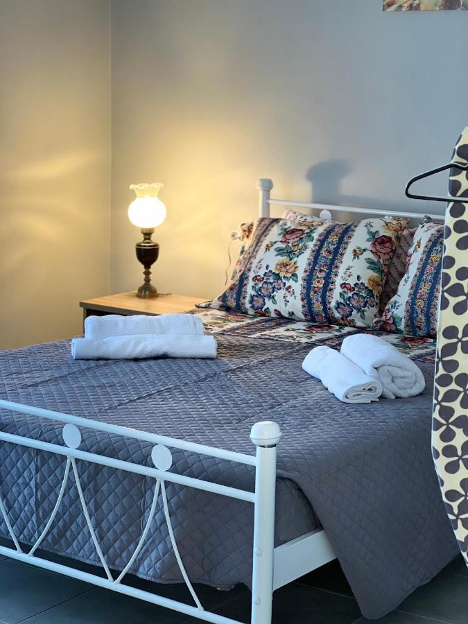 Aggelikis Studio Apartment Zóla Екстериор снимка